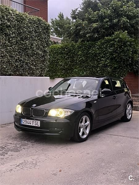 Negro Usado 2007 BMW 130 Utilitario | 15.900 € - Imagen 1/4