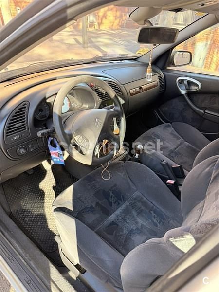 Usado Citroën Xsara Exclusive 110 CV (80 kW) 2001 Gris / plata Berlina