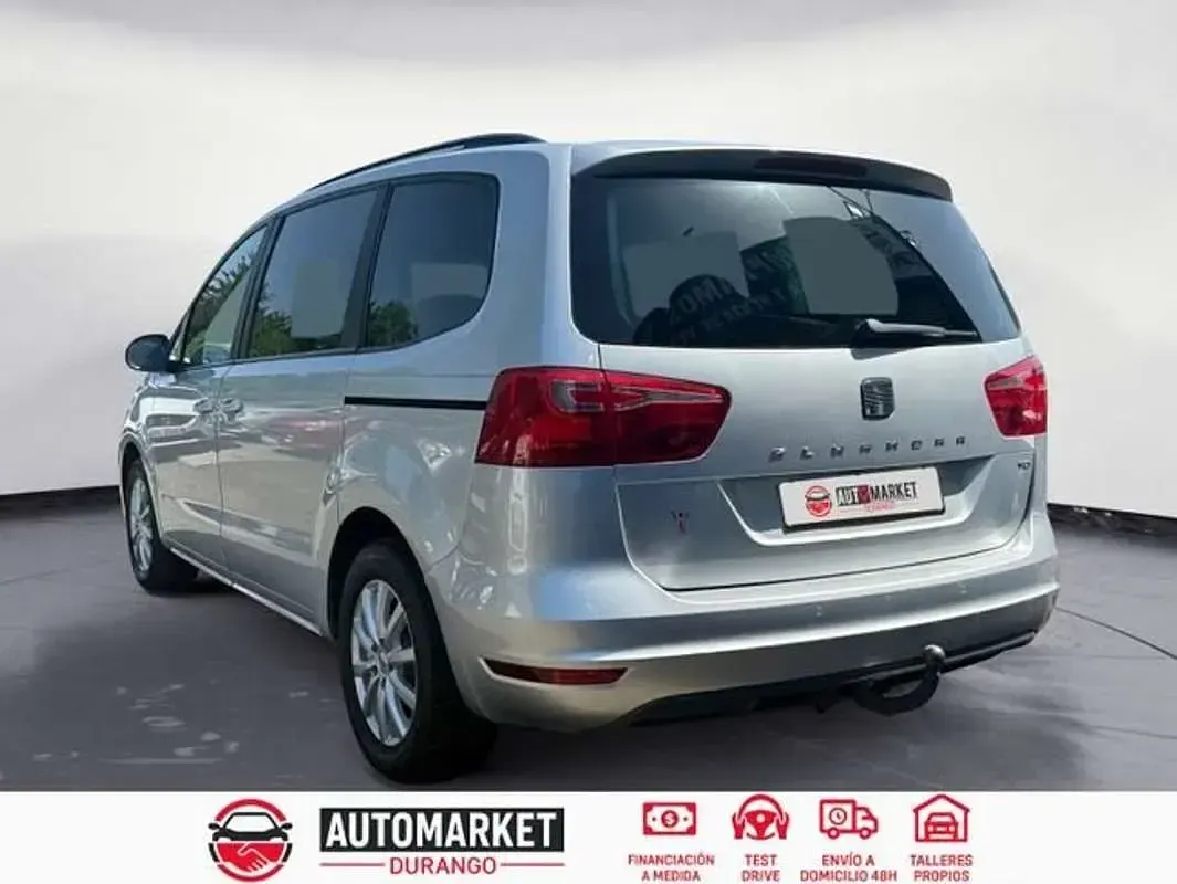 Usado Seat Alhambra I-Tech 140 CV (102 kW) 2015 Gris / plata Monovolumen