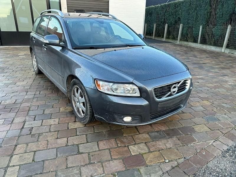 Usado Volvo V50 Business Edition 115 CV (84 kW) 2011 Gris / plata Familiar