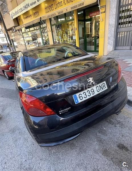Usado Peugeot 207 CC Sport 110 CV (80 kW) 2009 Negro Descapotable