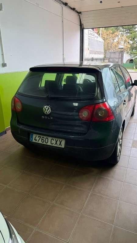 Usado VW Golf IV Sportline 105 CV (77 kW) 2003 Gris Utilitario