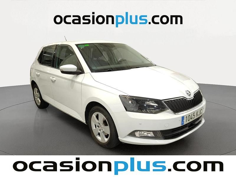 Usado Skoda Fabia 95 CV (69 kW) 2018 Blanco