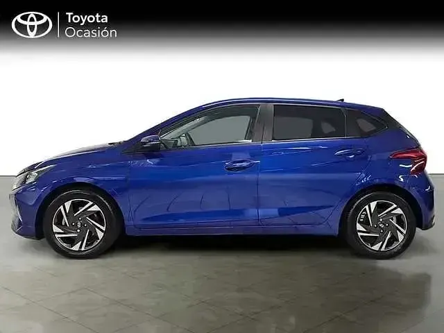 Usado Hyundai i20 100 CV (73 kW) 2022 Azul Utilitario