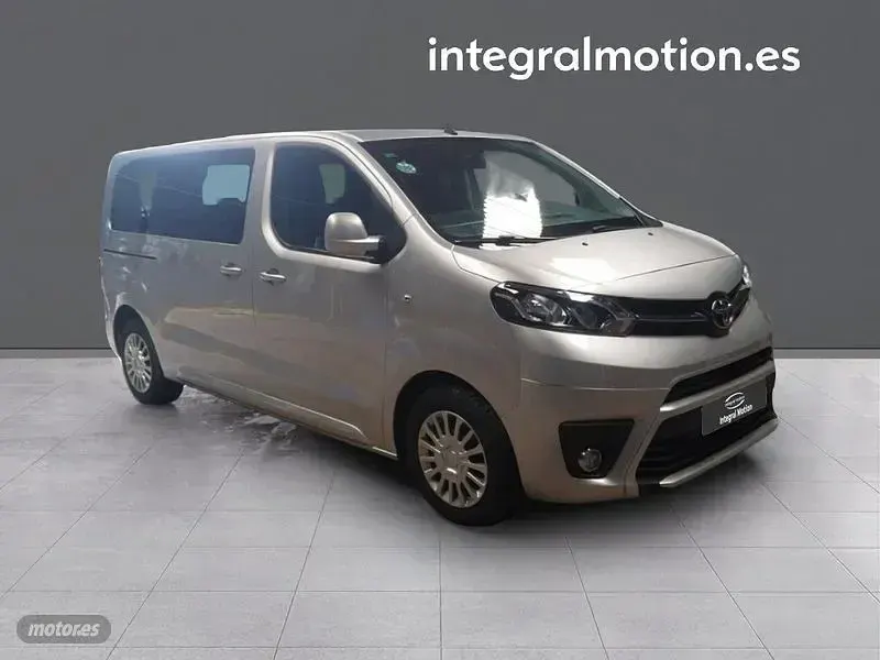 Usado Toyota Proace Verso Active 116 CV (85 kW) 2019 Gris Familiar