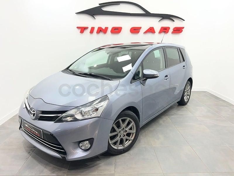 Usado Toyota Verso Comfort 124 CV (91 kW) 2014 Azul Monovolumen