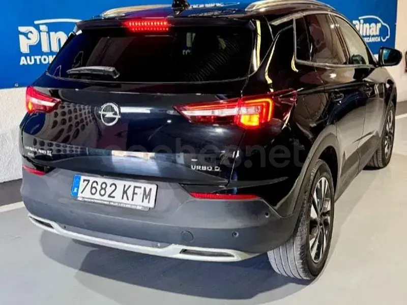 Usado Opel Grandland X Excellence 120 CV (88 kW) 2017 Negro SUV