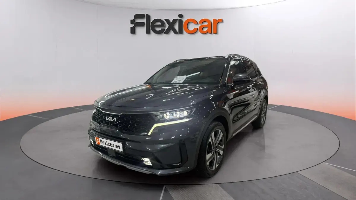 Usado Kia Sorento Plus 230 CV (169 kW) 2023 Gris SUV