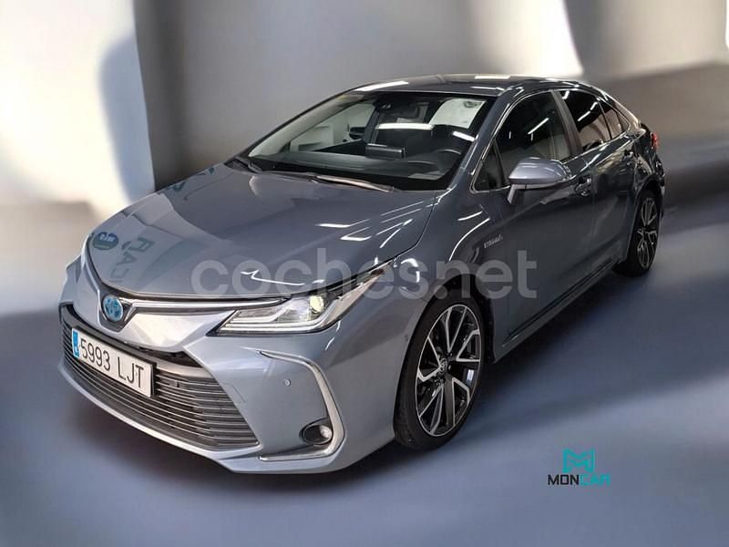 Gris / plata Usado 2020 Toyota Corolla Advance Berlina | 18.490 € (Un poco caro) - Imagen 1/4