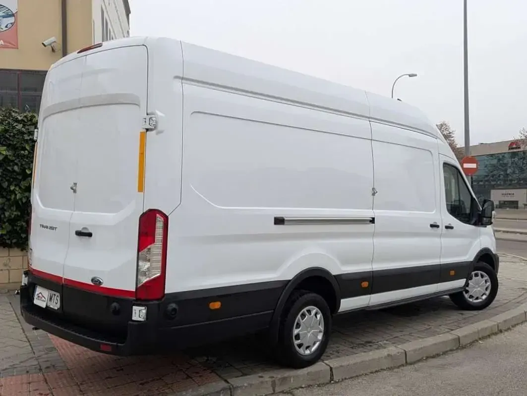 Usado Ford Transit Trend 165 CV (121 kW) 2024 Blanco Van