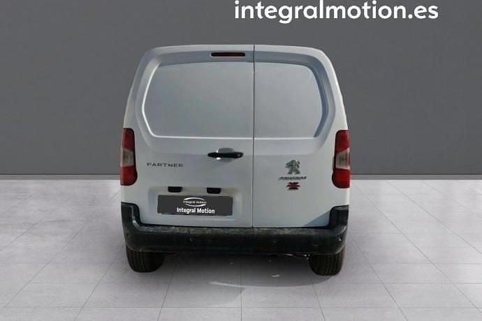Usado Peugeot Partner Premium 131 CV (96 kW) 2021 Monovolumen