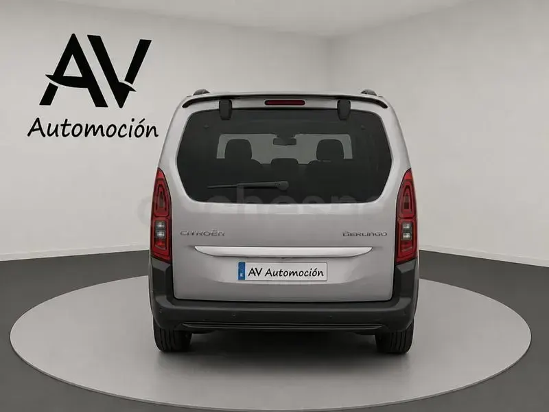 Usado Citroën Berlingo Business Class 102 CV (75 kW) 2024 Gris / plata Monovolumen