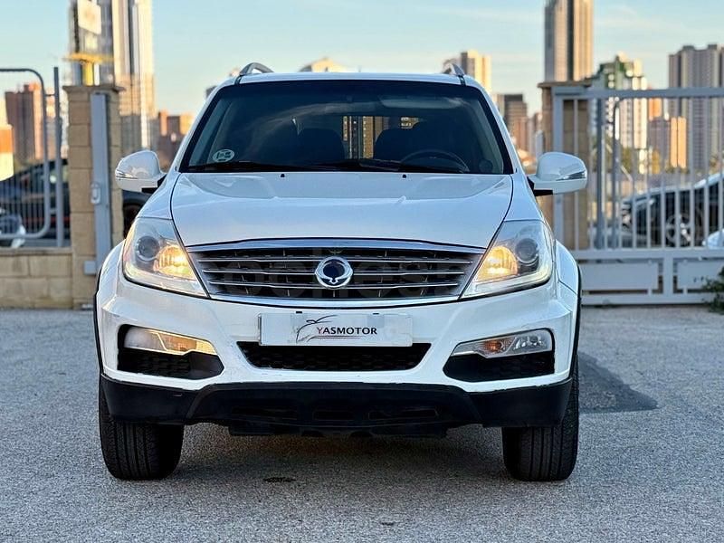 Usado Ssangyong (KGM) Rexton Premium Plus 155 CV (114 kW) 2014 Blanco SUV
