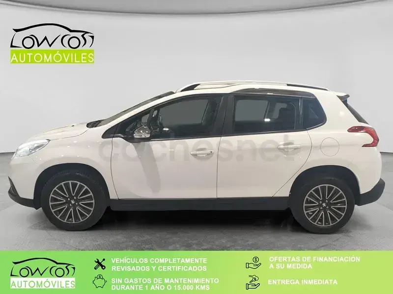 Usado Peugeot 2008 Active 82 CV (60 kW) 2015 Blanco SUV