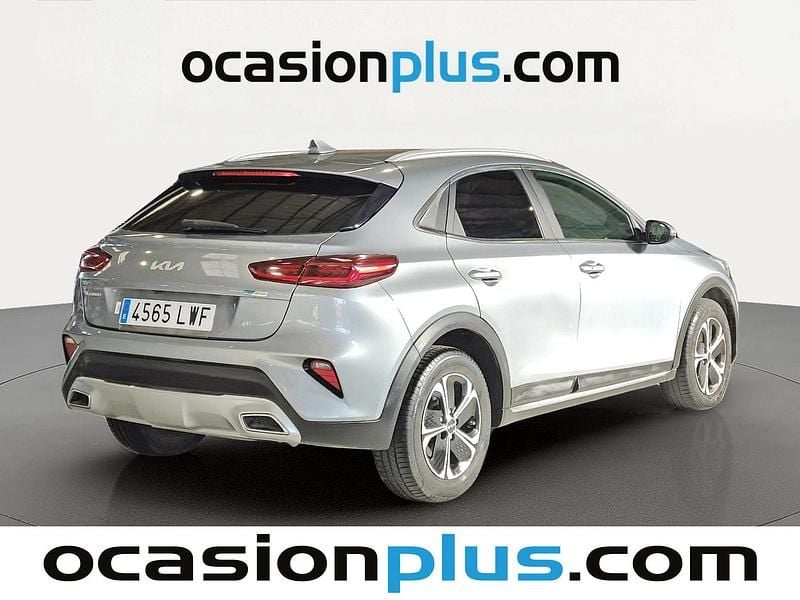 Usado Kia XCeed 141 CV (103 kW) 2022 Gris plata SUV