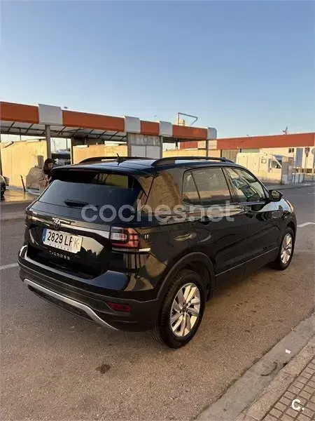 Usado VW T-Cross Advance 115 CV (84 kW) 2021 Negro SUV