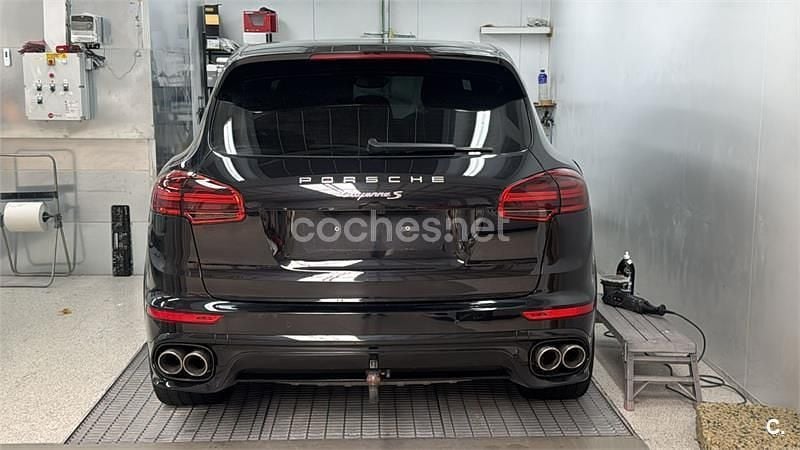 Negro Usado 2017 Porsche Cayenne S Platinum Edition SUV | 46.900 € (Precio justo) - Imagen 1/4