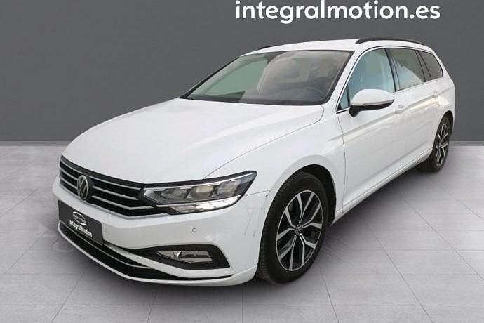 Usado VW Passat Executive 149 CV (109 kW) 2020 Familiar