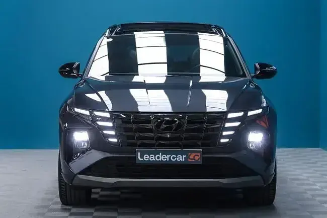 Usado Hyundai Tucson N Line 230 CV (169 kW) 2022 Gris / plata SUV