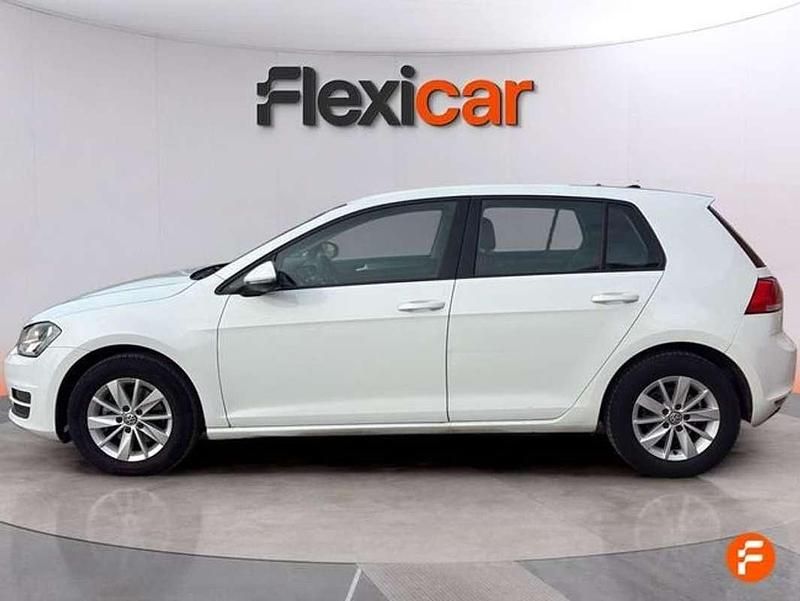 Usado VW Golf VII Advance 110 CV (80 kW) 2016 Blanco Utilitario