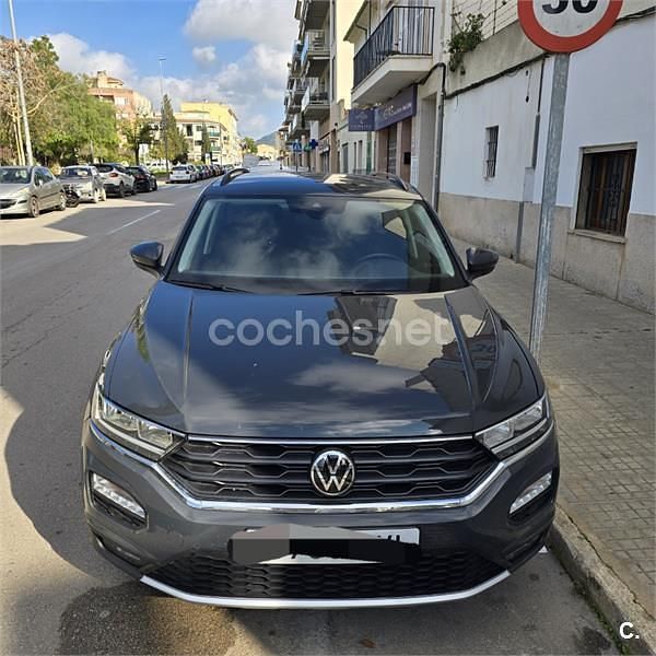 Usado VW T-Roc Advance 150 CV (110 kW) 2021 Gris / plata SUV