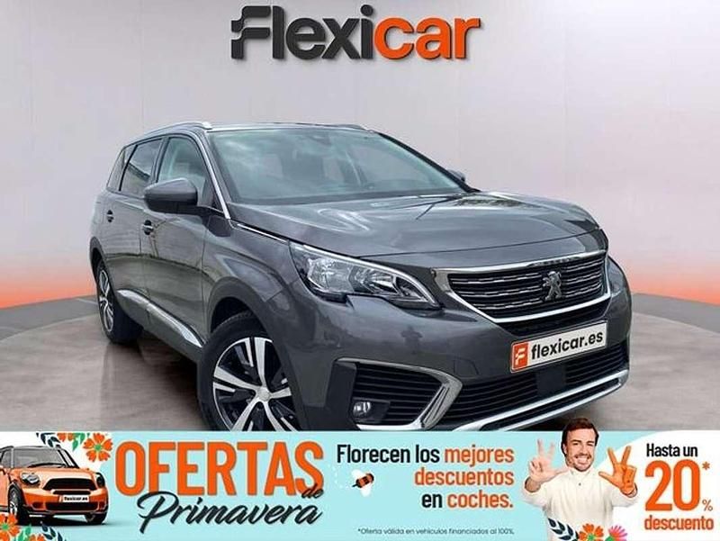 Usado Peugeot 5008 Allure 131 CV (96 kW) 2019 Verde SUV