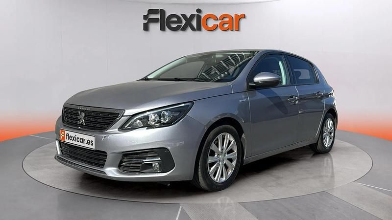 Usado Peugeot 308 Style 131 CV (96 kW) 2020 Gris Utilitario