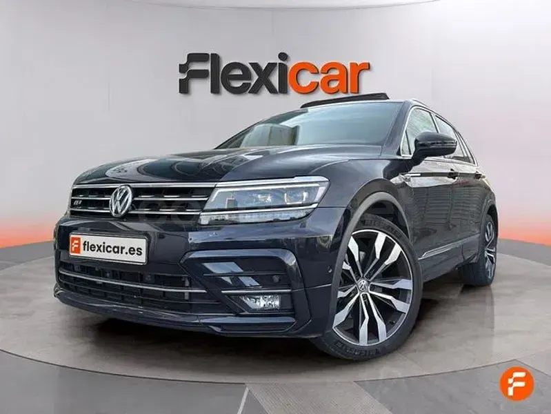 Usado VW Tiguan Sportline 190 CV (139 kW) 2019 Negro SUV