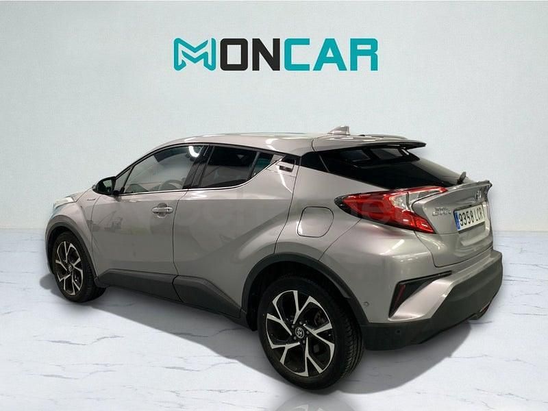 Usado Toyota C-HR Advance 122 CV (89 kW) 2019 Gris / plata SUV