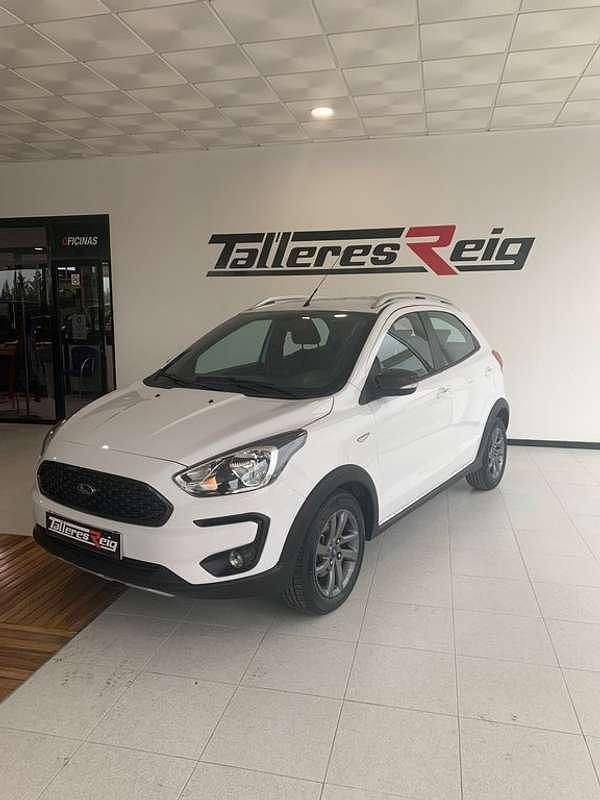Usado Ford Ka Plus Ultimate 86 CV (63 kW) 2019 Blanco Utilitario