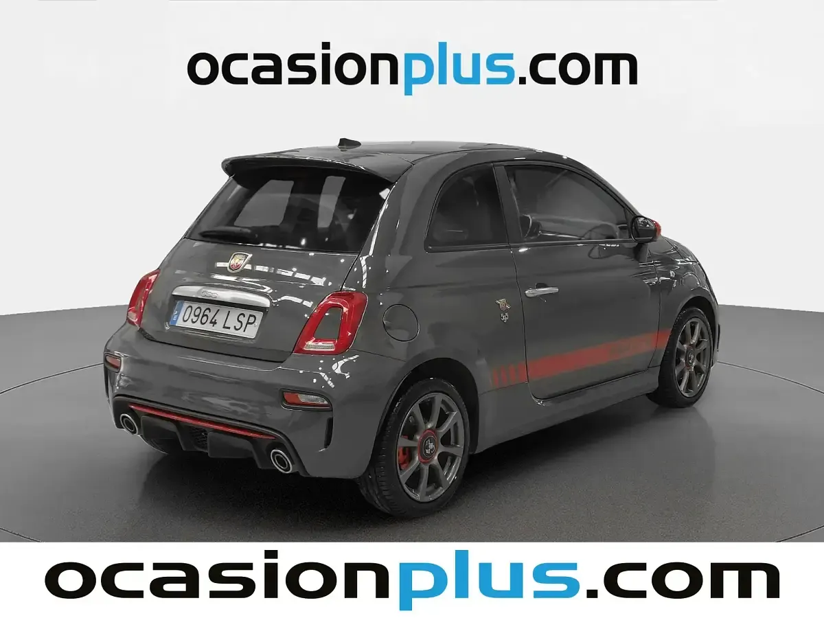 Usado Abarth 595 145 CV (106 kW) 2021 Gris Utilitario