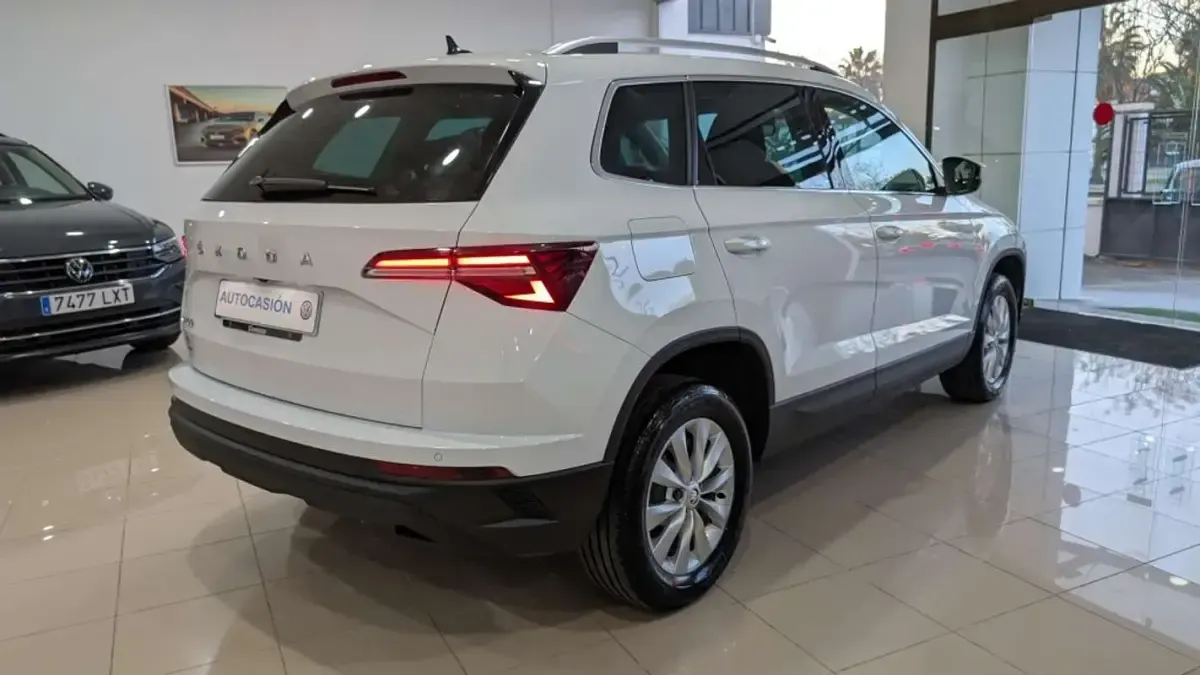Usado Skoda Karoq Ambition 116 CV (85 kW) 2022 SUV