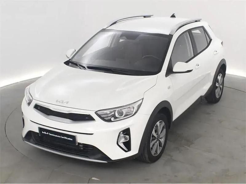Usado Kia Stonic 100 CV (73 kW) 2025 Blanco SUV