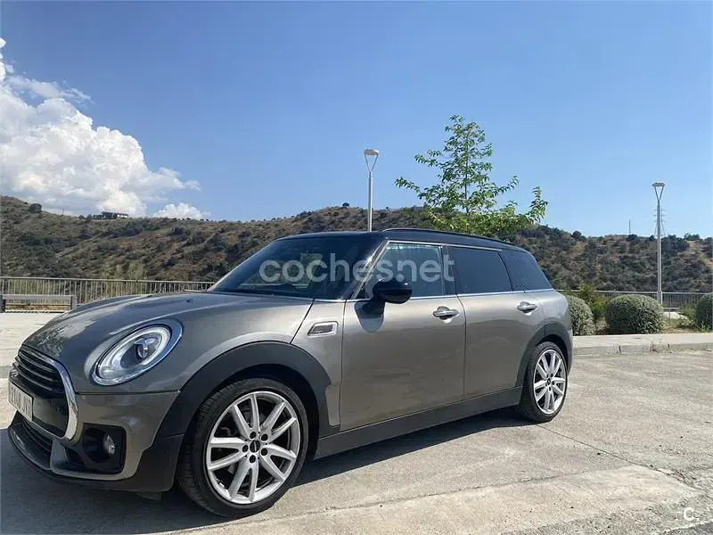 Usado Mini Cooper D Clubman 150 CV (110 kW) 2016 Gris / plata Familiar