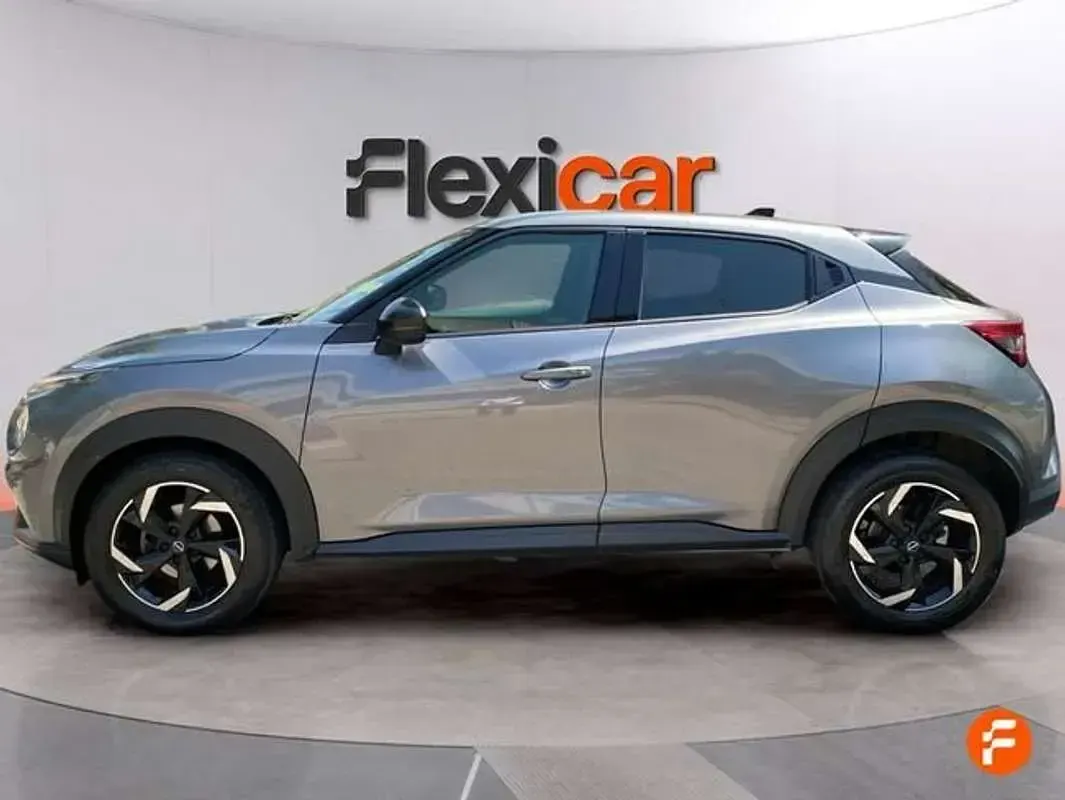 Usado Nissan Juke N-Connecta 114 CV (83 kW) 2024 Gris SUV