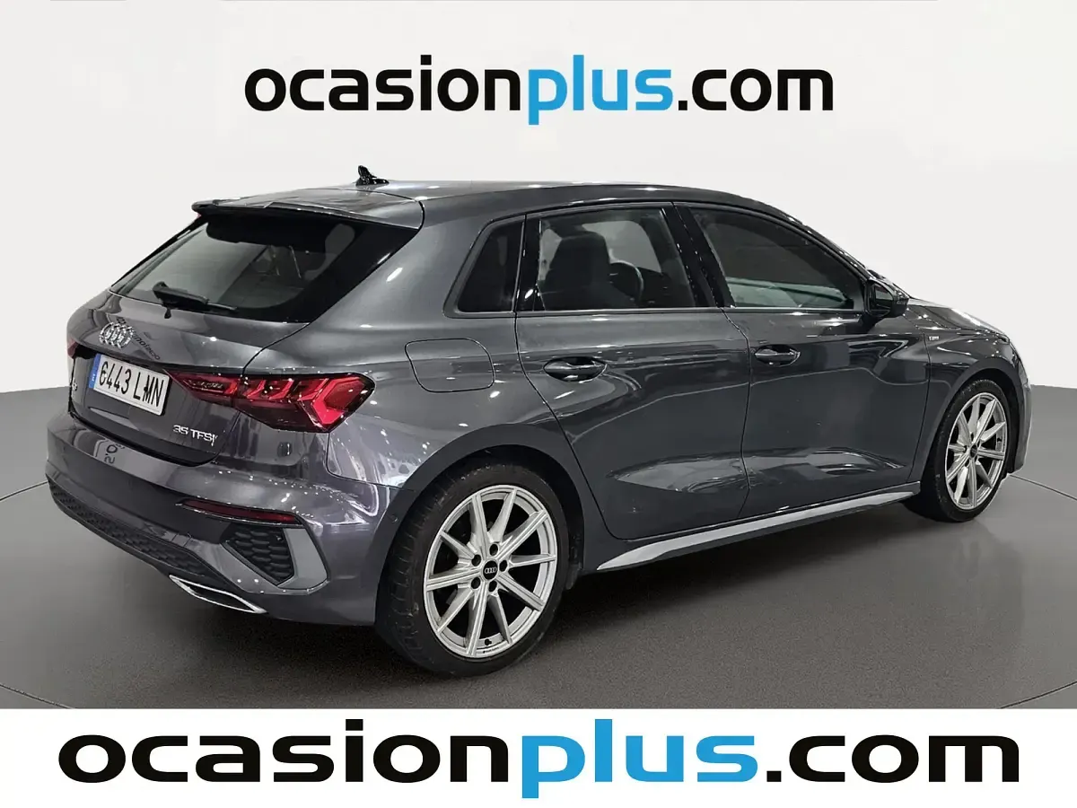 Usado Audi A3 Sportback 150 CV (110 kW) 2021 Gris Utilitario