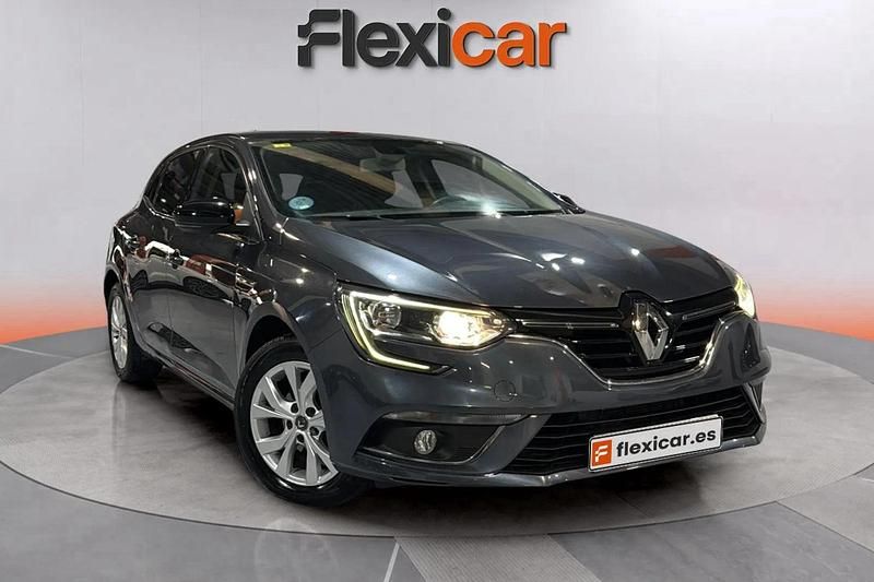Usado Renault Mégane GrandTour Zen 140 CV (102 kW) 2019 Gris Familiar