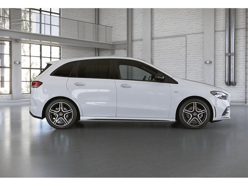 Usado Mercedes B200 150 CV (110 kW) 2022 Blanco Monovolumen