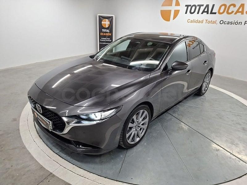 Usado Mazda 3 140 CV (102 kW) 2025 Gris / plata Berlina