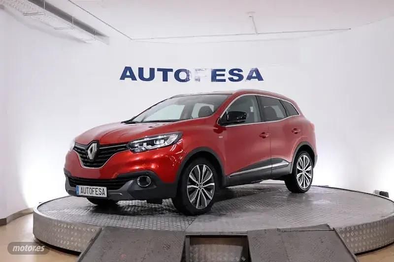 Usado Renault Kadjar Bose Edition 130 CV (95 kW) 2016 Rojo SUV