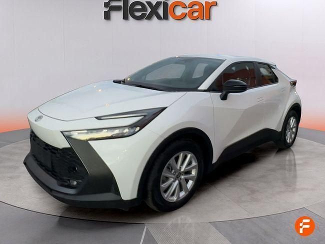 Usado Toyota C-HR Active 140 CV (102 kW) 2024 Blanco SUV