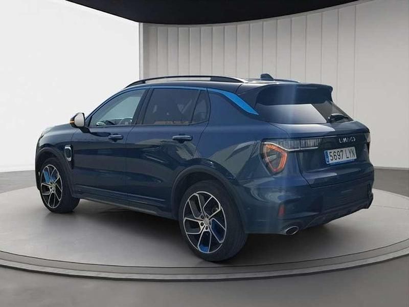 Usado Lynk & Co 01 261 CV (191 kW) 2022 Azul SUV