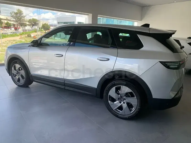 Nuevo Opel Grandland X Edition 145 CV (106 kW) 2026 Gris / plata SUV