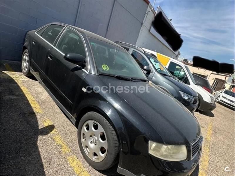 Occasion Audi A4 130 PK (95 kW) 2004 Zwart Sedan