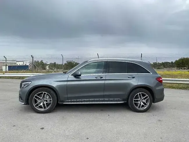 Begagnad Mercedes GLC220 AMG 170 HK (125 kW) 2017 Grå SUV