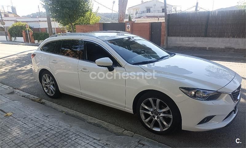 Usado Mazda 6 Luxury 150 CV (110 kW) 2014 Blanco Familiar