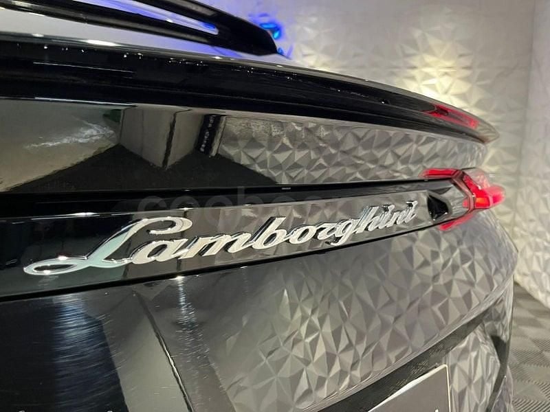 Usado Lamborghini Urus 666 CV (489 kW) 2020 Negro SUV