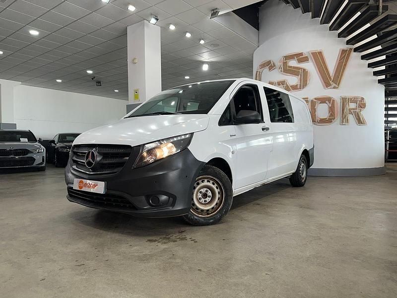 Usado Mercedes Vito 136 CV (100 kW) 2022 Blanco Van