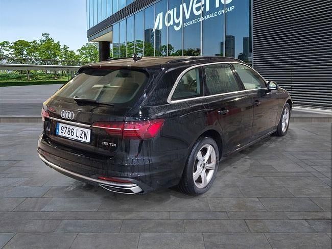 Usado Audi A4 Advanced Plus 163 CV (119 kW) 2022 Negro Familiar