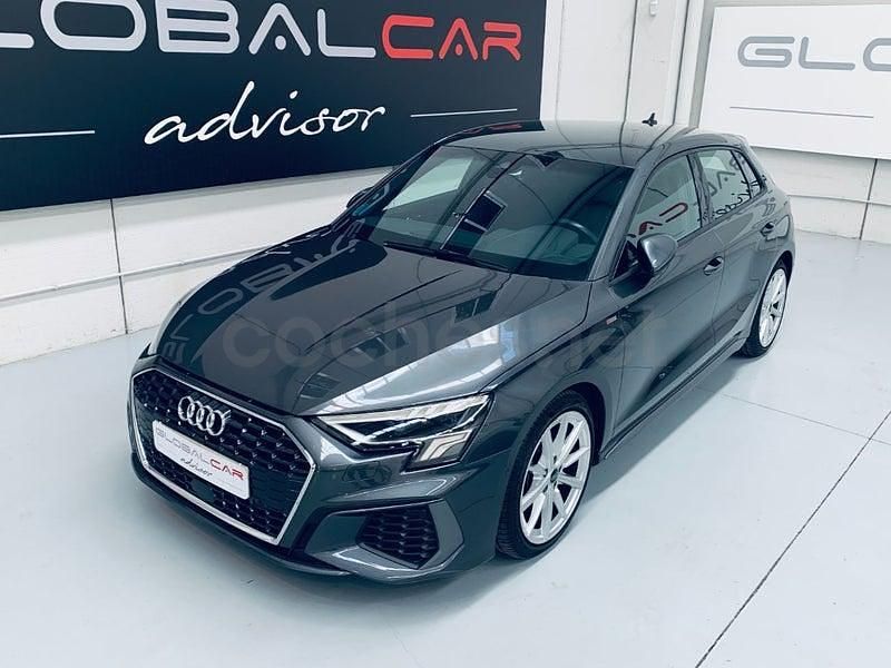 Usado Audi A3 S-Line 150 CV (110 kW) 2021 Gris / plata Berlina